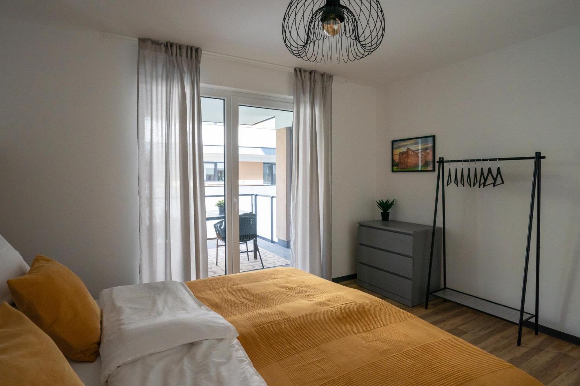 Reitz - Apartment I Zentrale Lage I Stellplatz I 55Qm I 2 Zimmer I Kueche I Bad I Terrasse Bad Hersfeld Esterno foto