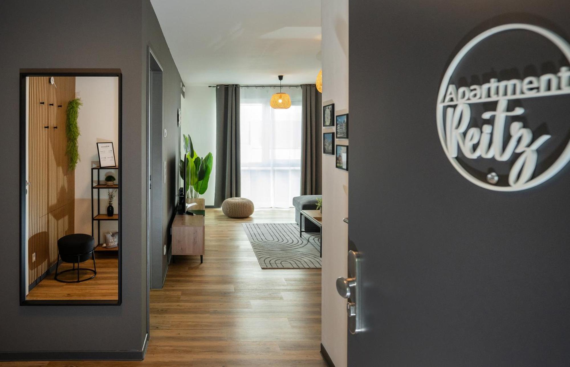 Reitz - Apartment I Zentrale Lage I Stellplatz I 55Qm I 2 Zimmer I Kueche I Bad I Terrasse Bad Hersfeld Esterno foto